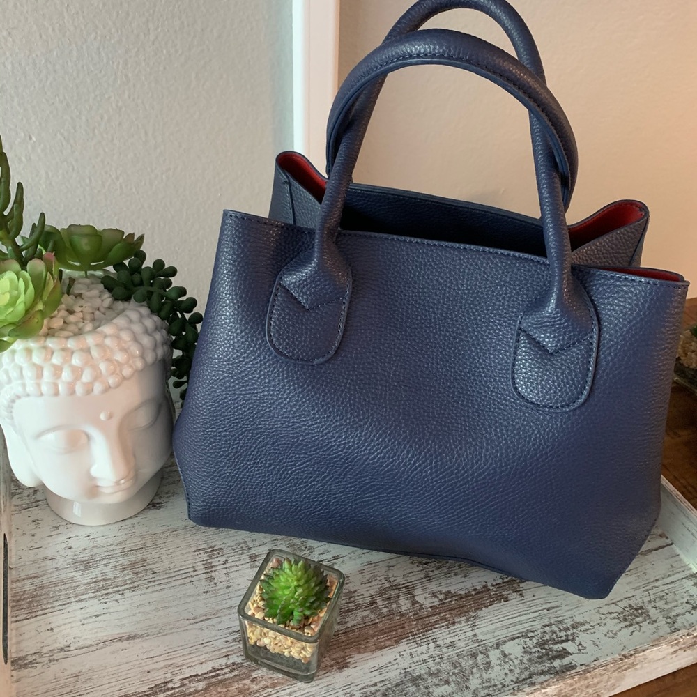 🌸Satchel/crossbody bag in blue 🌸